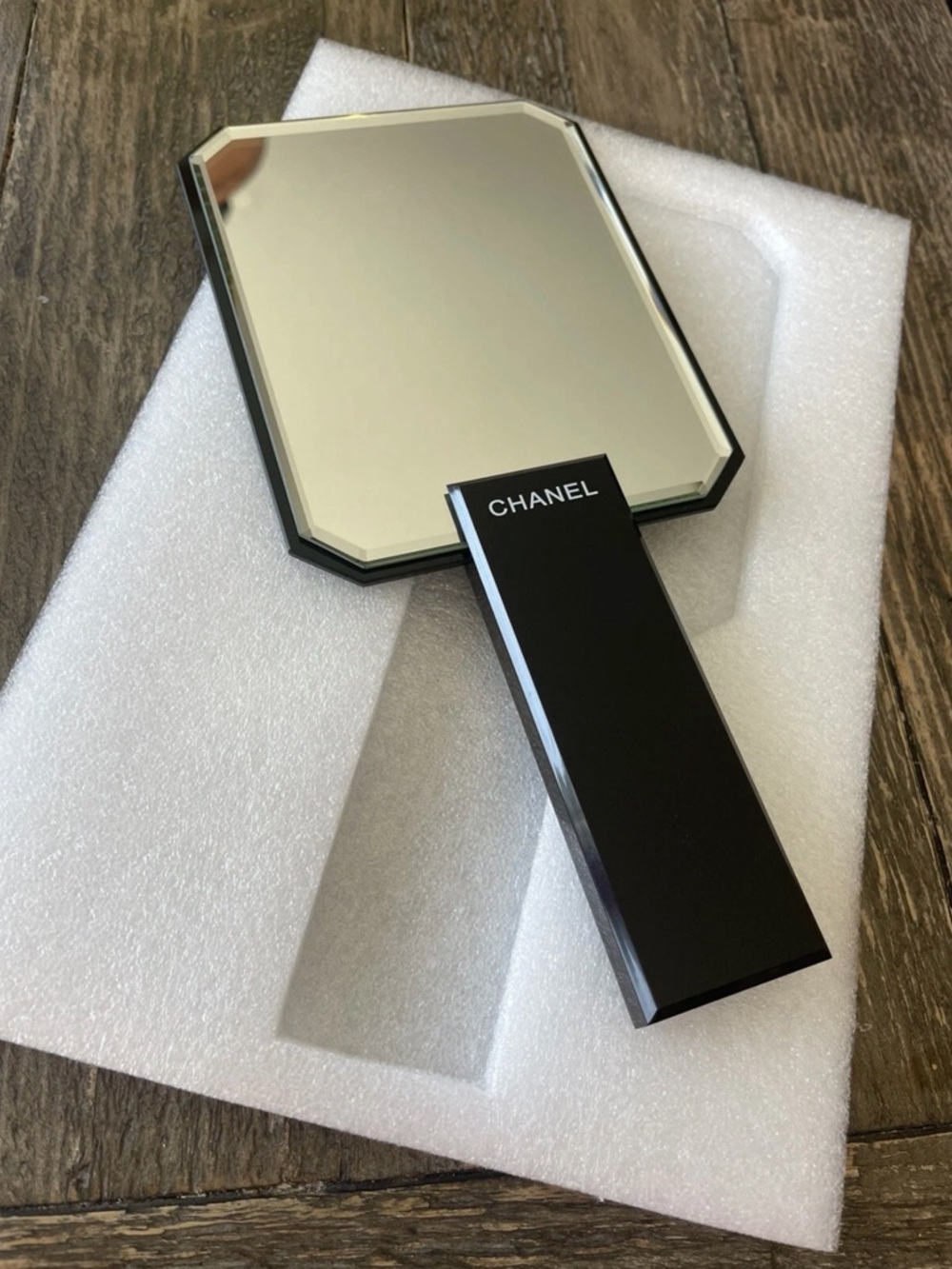 CHANEL  Vip gift Beauty Makeup Mirror - Limited Edition - Black